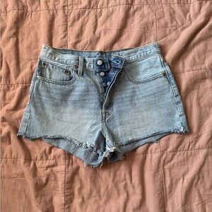 Levi’s | 501 shorts | 30